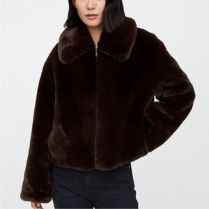 GAP 100% Recycled Relaxed Faux-Fur Jacket